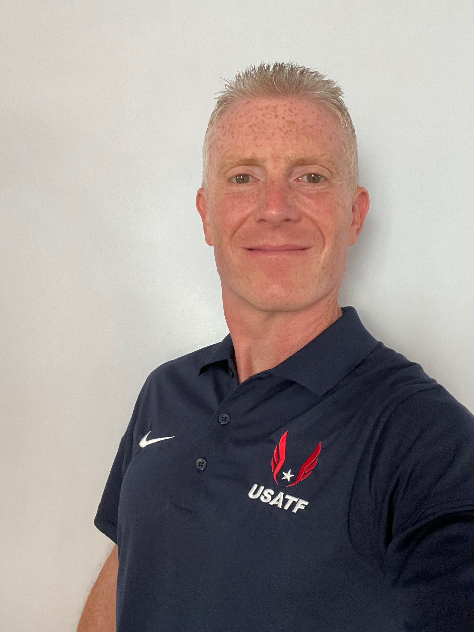 Portrait of Coach Bill introducing the founder behind Sun Bear Running